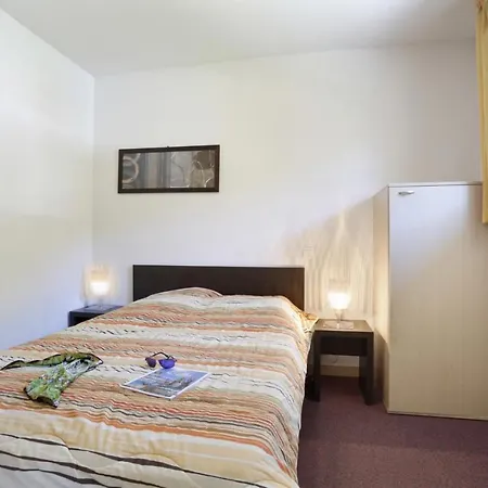 Chalets Du Verdon La Foux D'allos 4p8 *